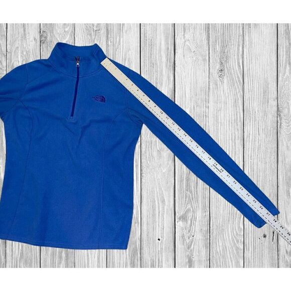 The North Face Women's 1/4 Zip Light Fleece Pullover Size Small Purple Jacket - Picture 3 of 5